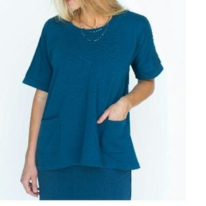 Agnes and Dora Women's Size Large Tunic Top Pocket Pullover Tidal Wave Blue